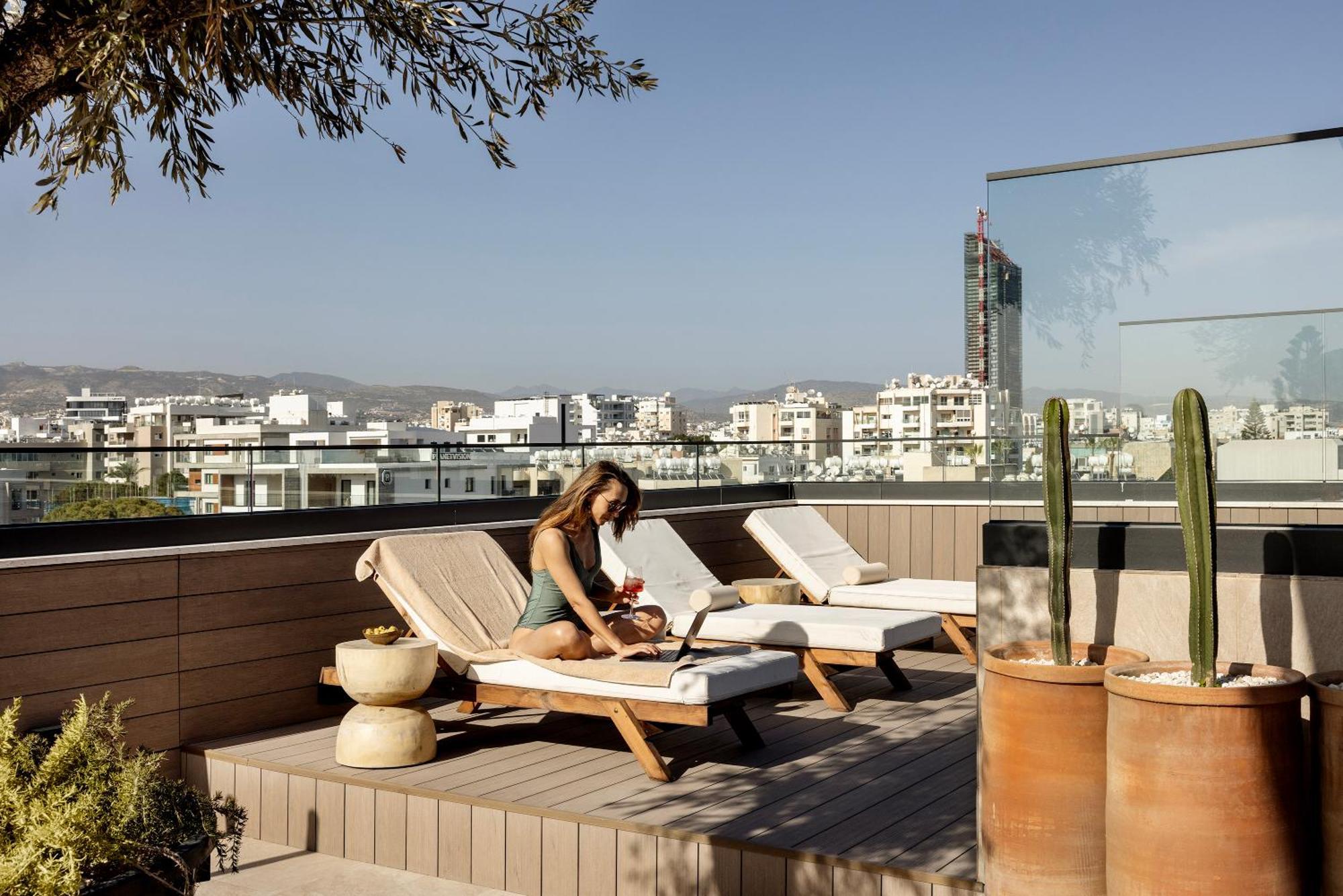 White City Limassol (Adults Only) Extérieur photo
